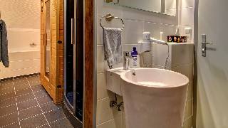 WellnessSuite Lusen (Bad 1)